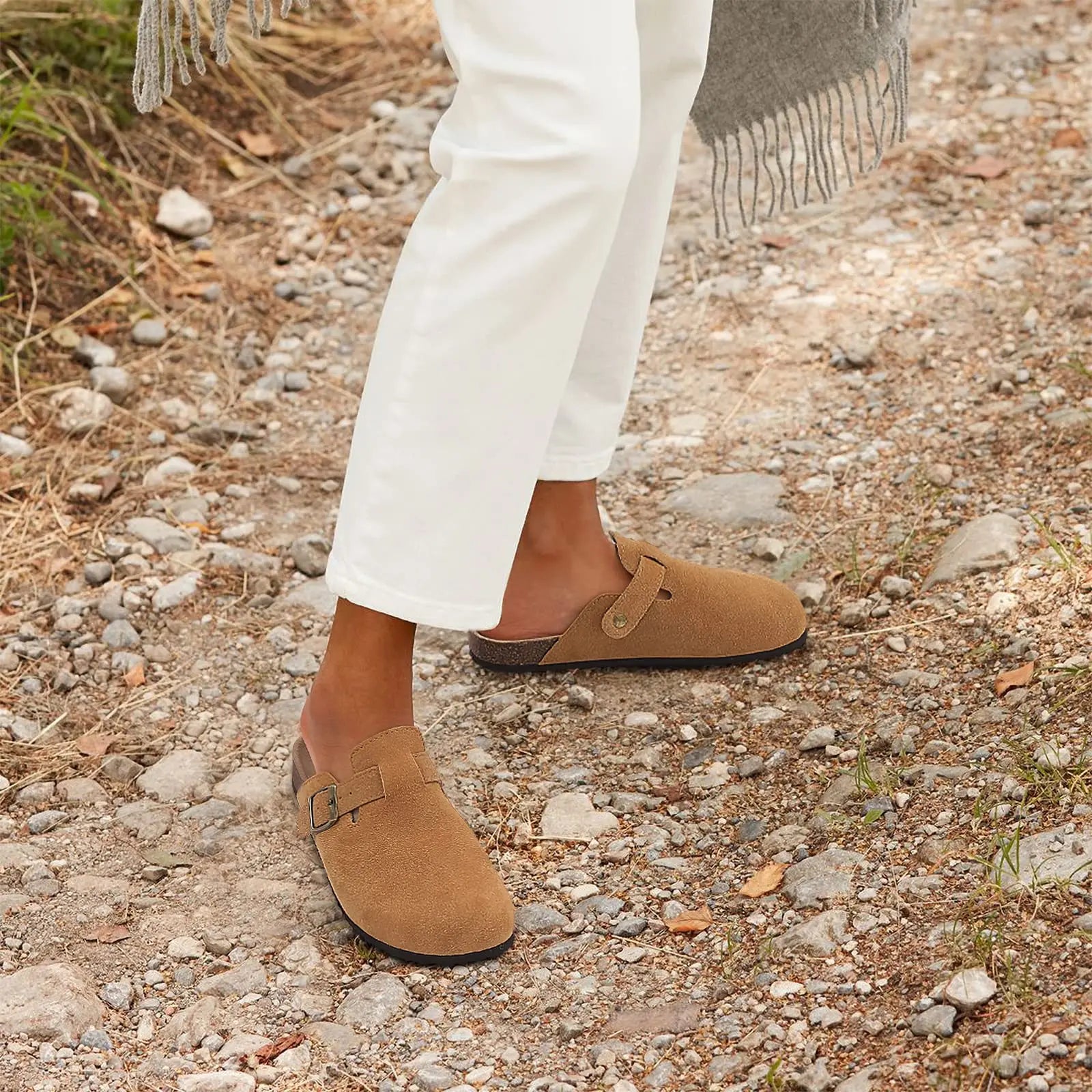 CASUAL COMFORT SLIPPERS
