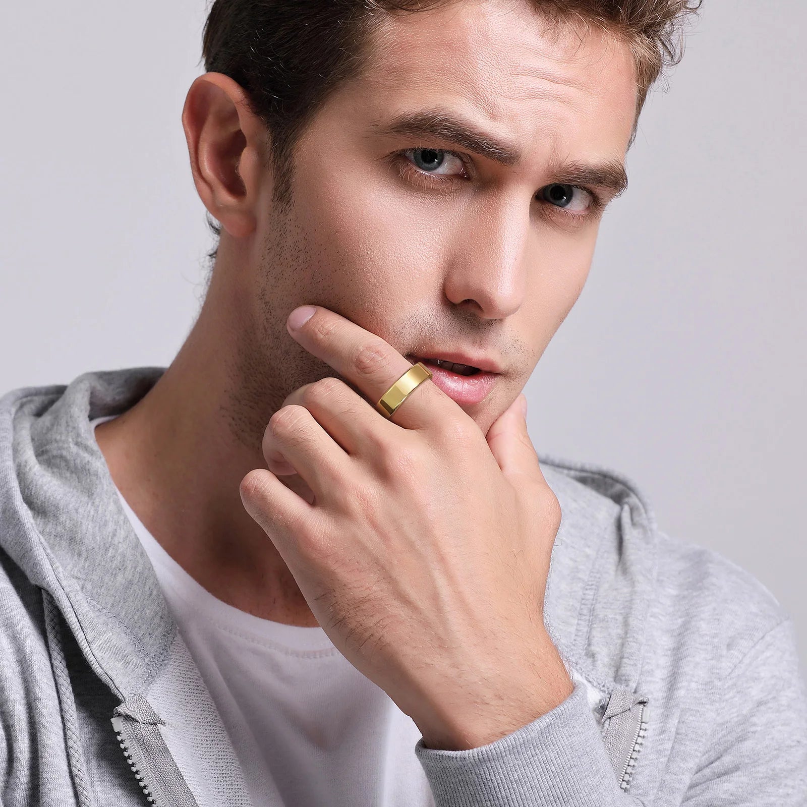MINIMALIST RING